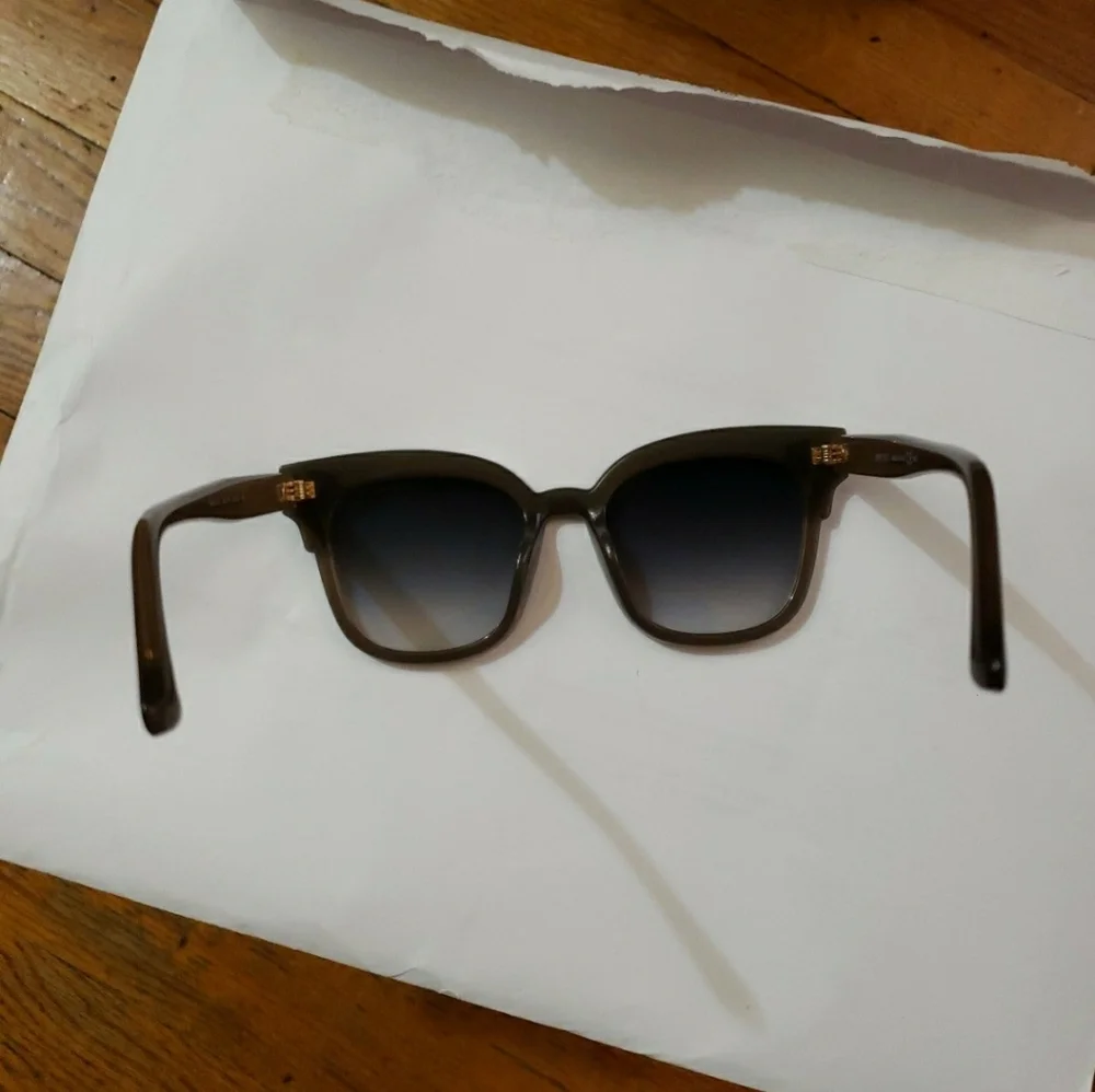 Jimmy choo sunglasses 🕶 - Picture 4 of 7